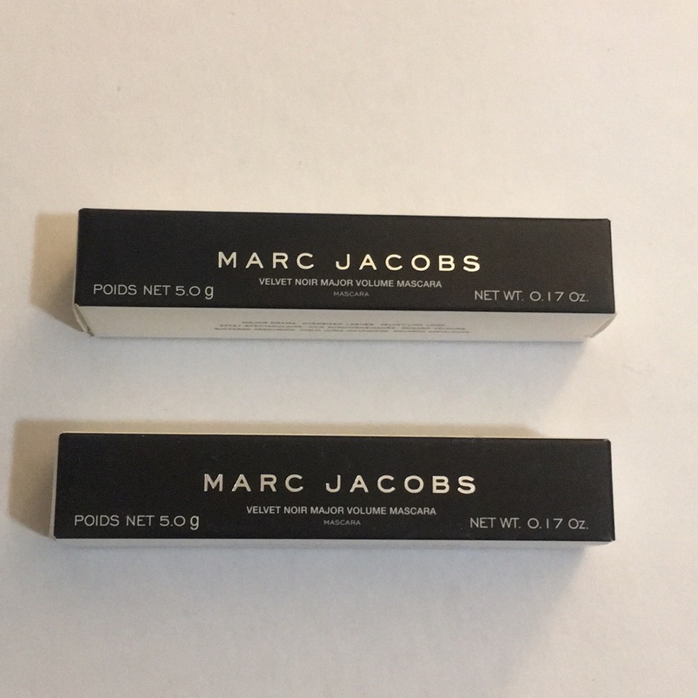 TWO Marc Jacobs VELVET NOIR Major Volume Mascara Mini Noir 10 .17 oz New in Box